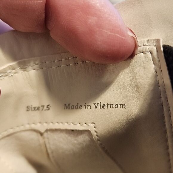 Stylish White Ankle Boots Dolce Vita NWT Size 7.5 - Picture 8 of 8